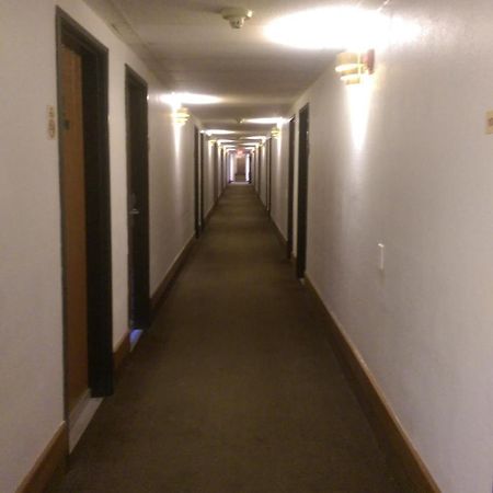 Days Inn & Suites By Wyndham Caseyville Luaran gambar